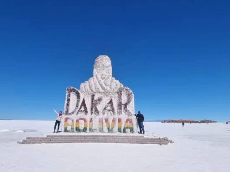 Monumento Dakar Bolívia no Salar de Uyuni